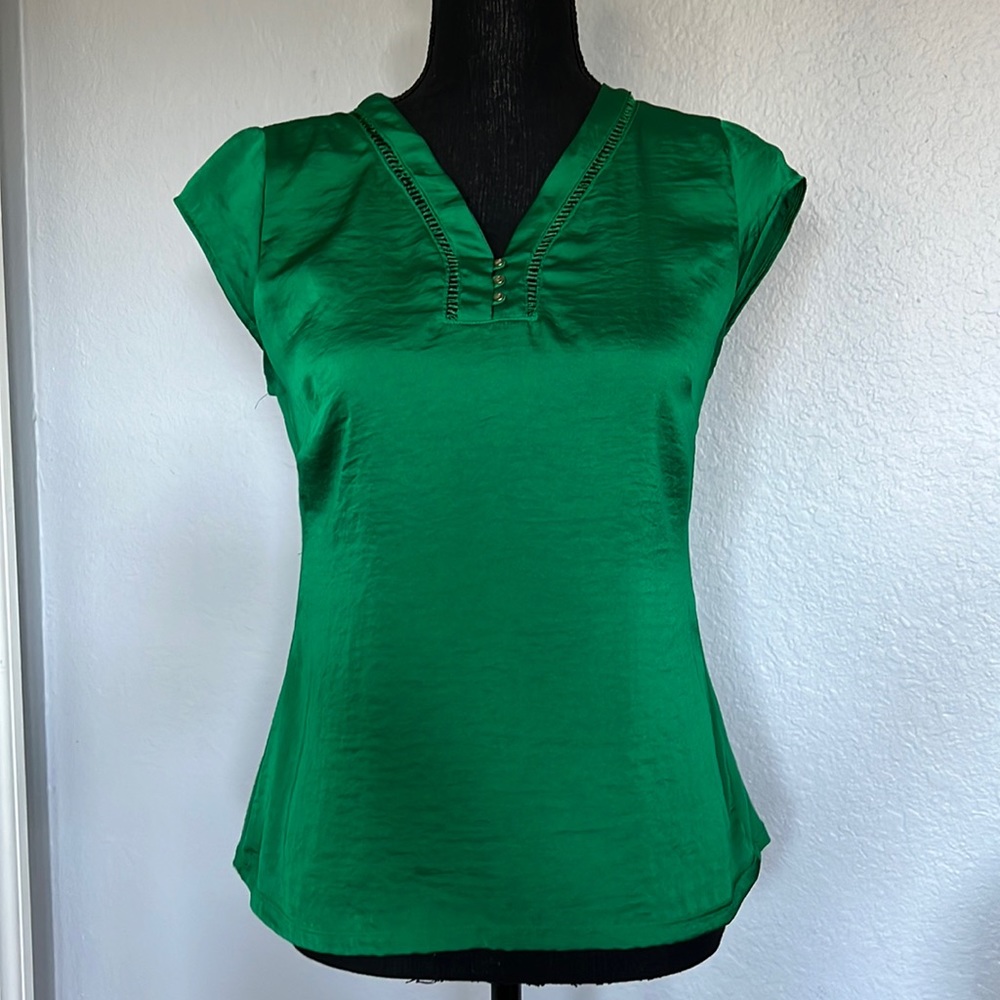 The Limited Kelly Green Blouse, size Small